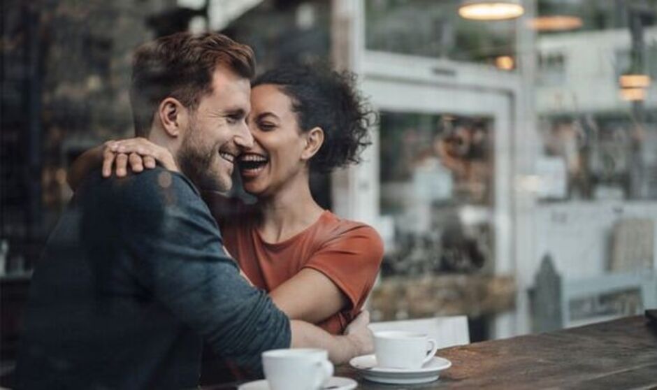 Benefits and drawbacks of AmourMeet